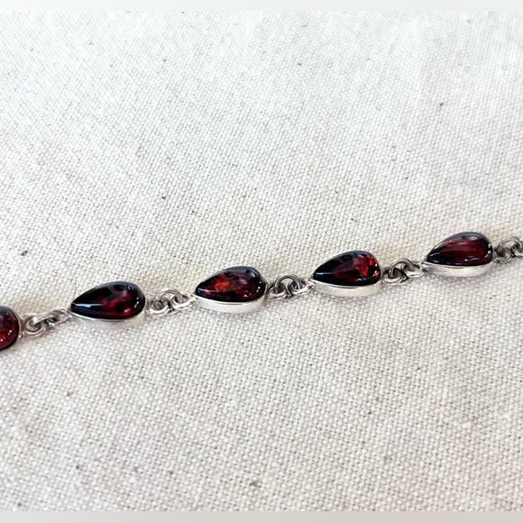 Red Amber bracelet - Picture 2 of 5